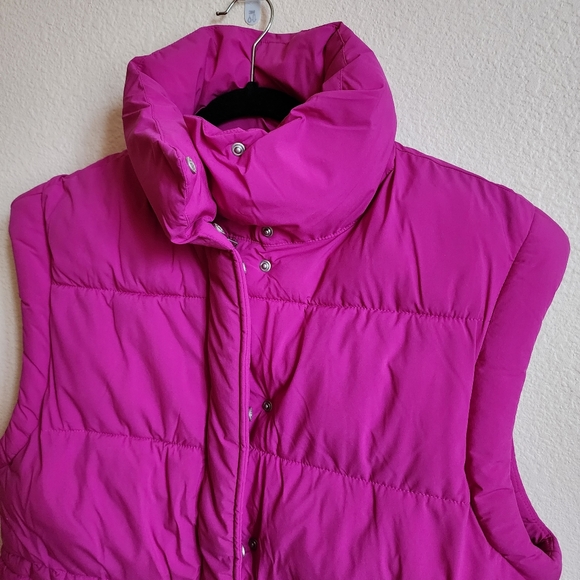 Universal Thread Puffer Vest - Raspberry Pink Fuschia NWT - Picture 7 of 12